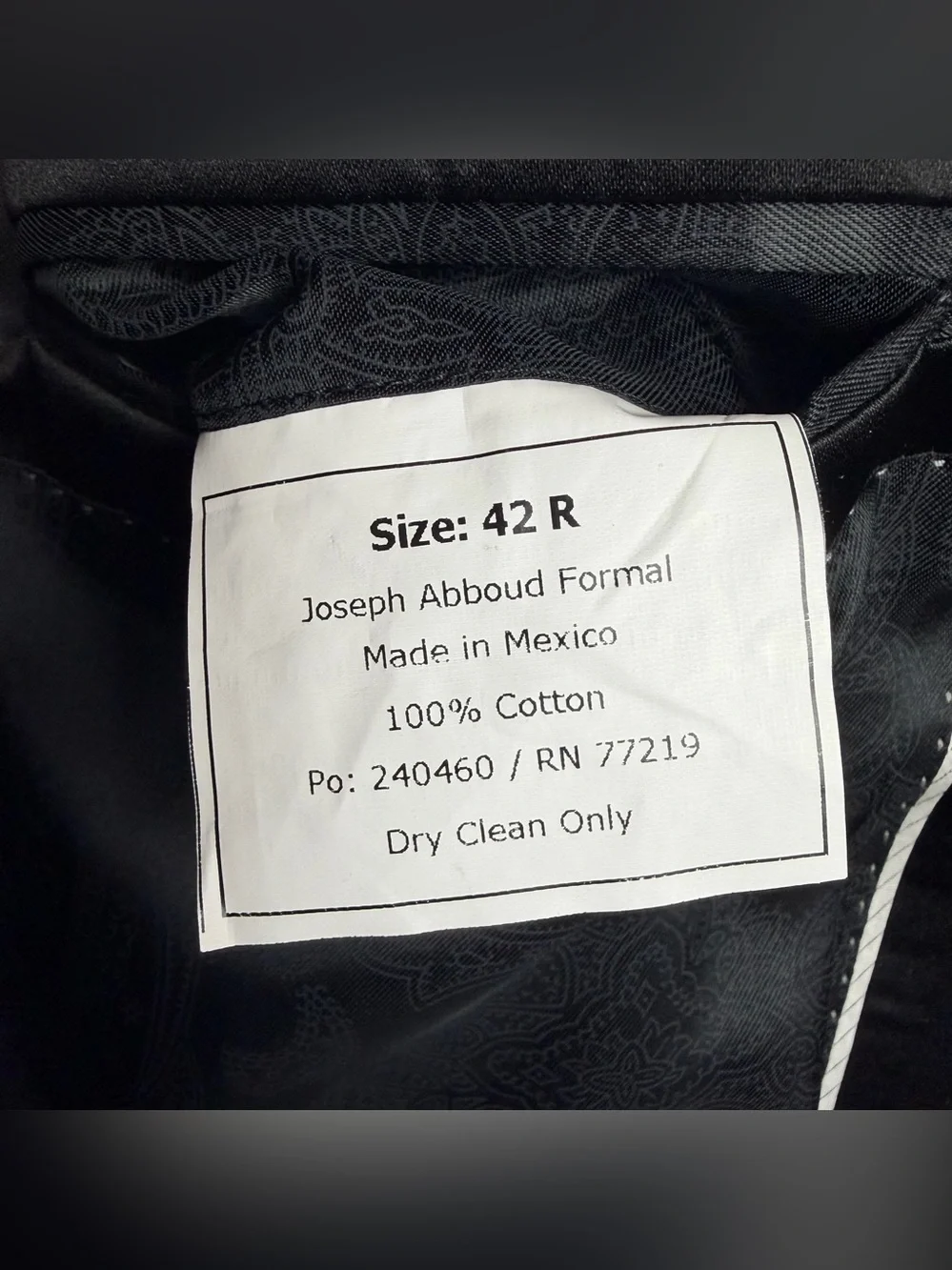 JOSEPH ABBOUD Velvet Peak Lapel Dinner Jacket